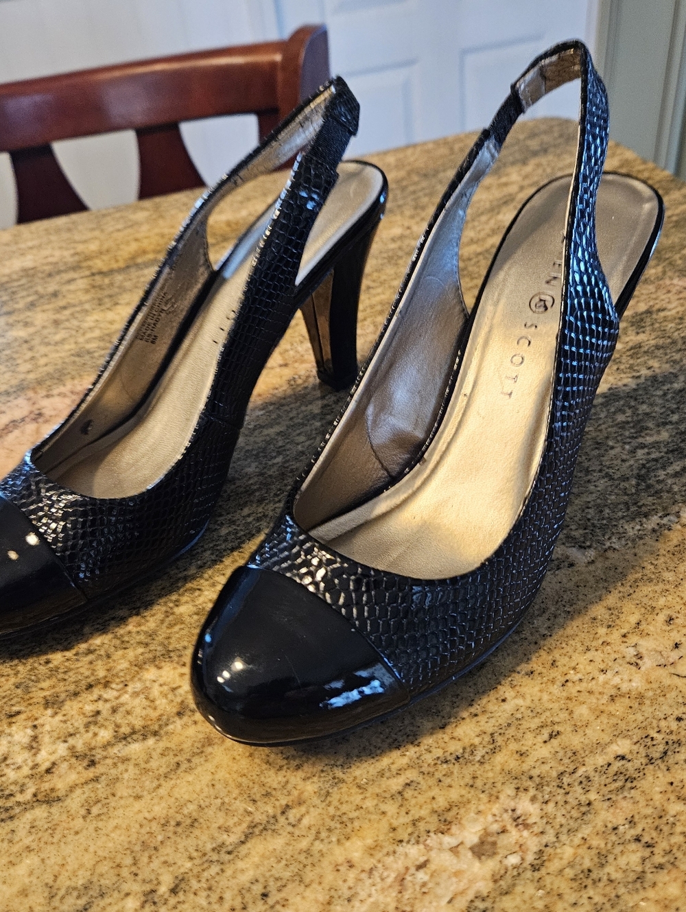 Karen Scott Black Faux-Snake Slingback Heels Sz 8